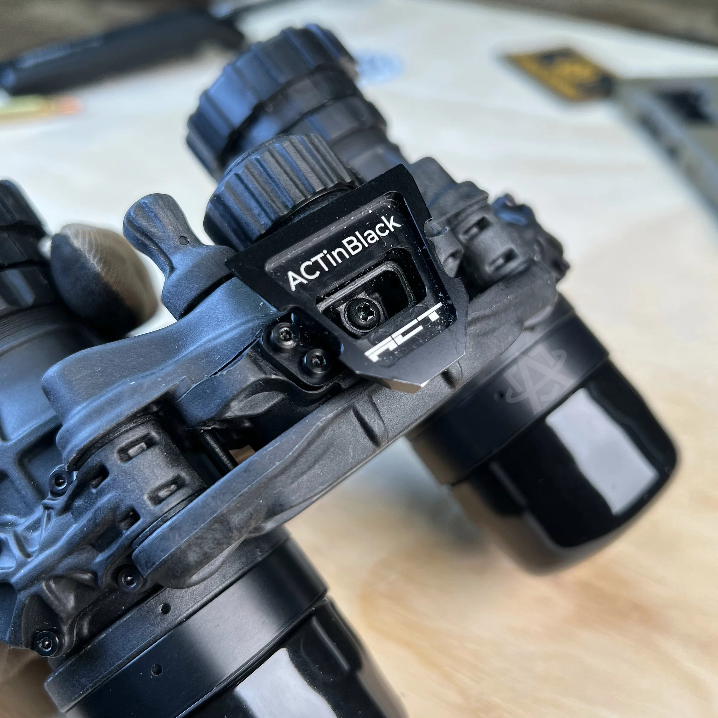 DTNVS-MG | Up to 2600 FOM Gen 3 WP w/ Manual Gain & IR Illuminator | 35+ Hour Battery Life - Image 11