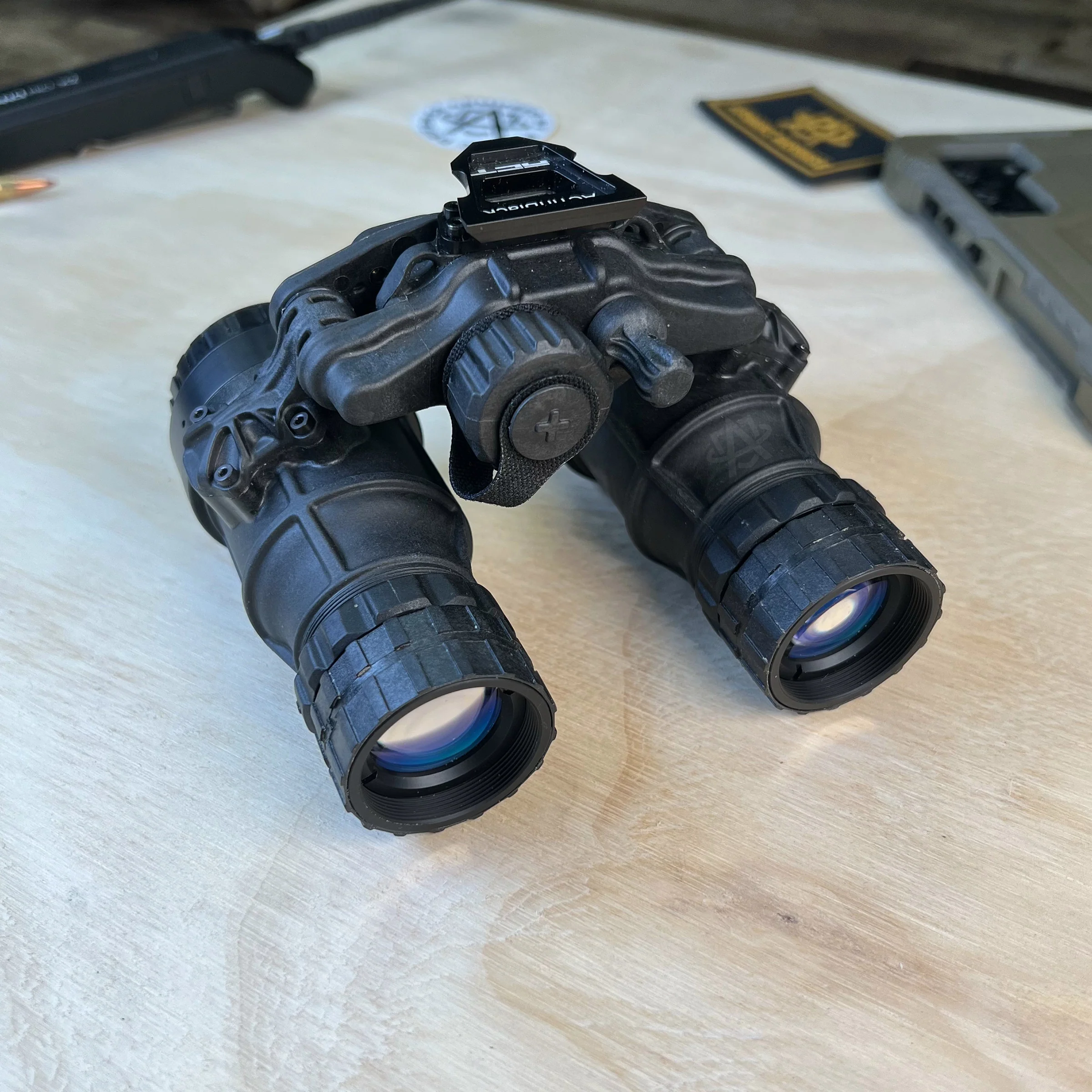 DTNVS-MG | Up to 2600 FOM Gen 3 WP w/ Manual Gain & IR Illuminator | 35+ Hour Battery Life - Image 9