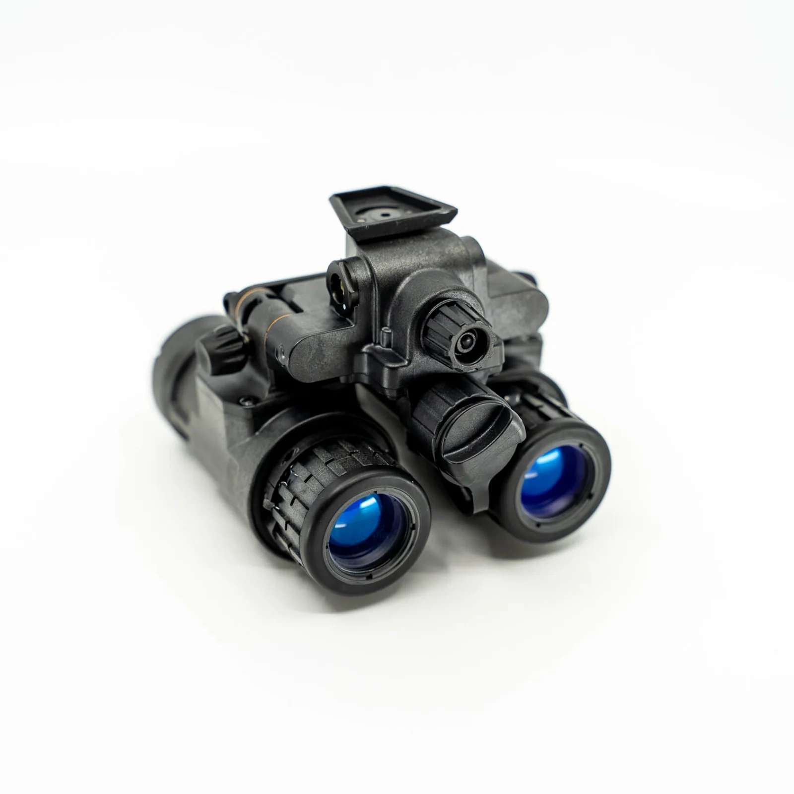 PVS-31A | Manual Gain & Gen 3 WP for Total Image Control - Image 3