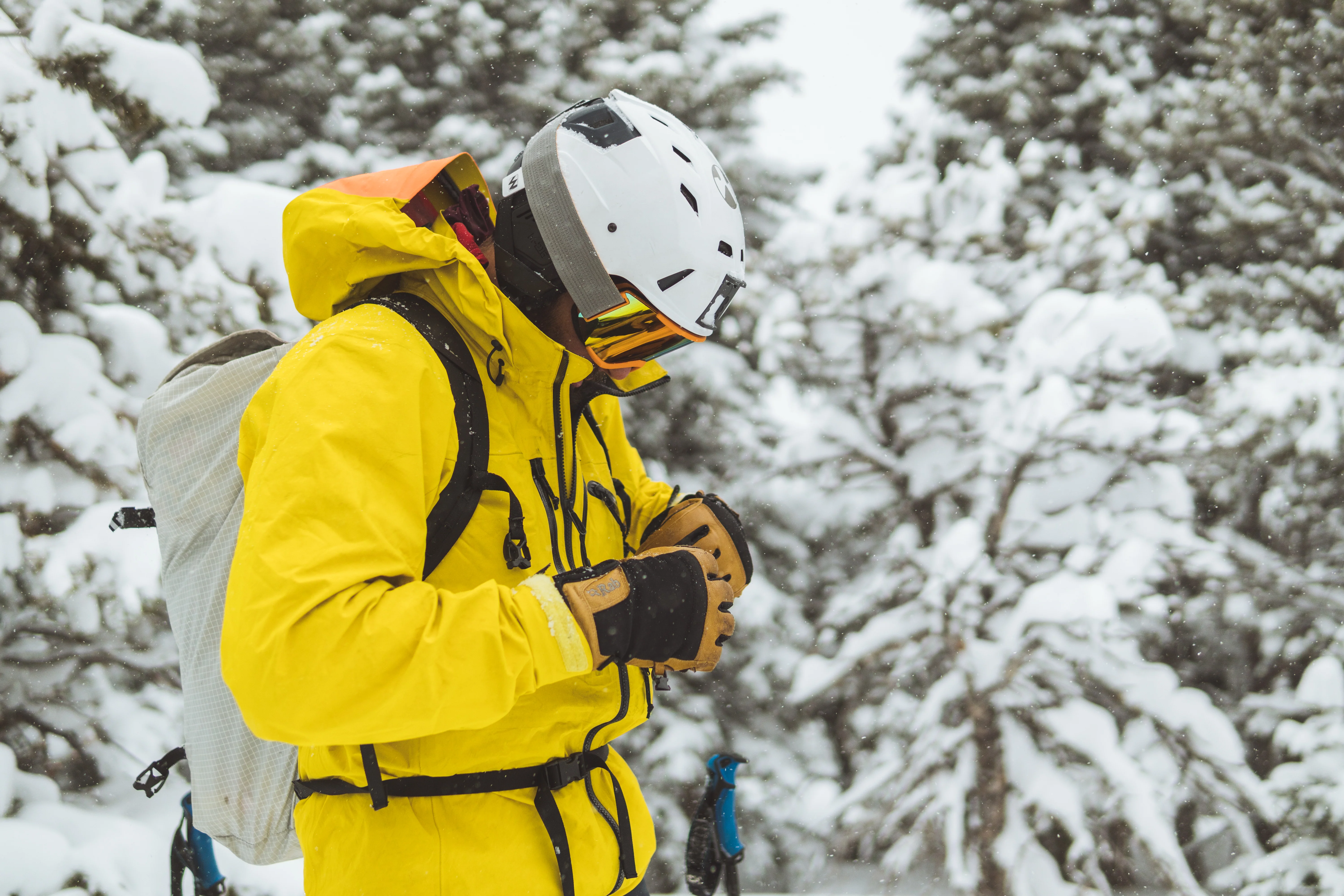 Team Wendy M-216 | w/ Princeton Tec Light & Superior Ventilation | Professional Ski Helmet - Image 36