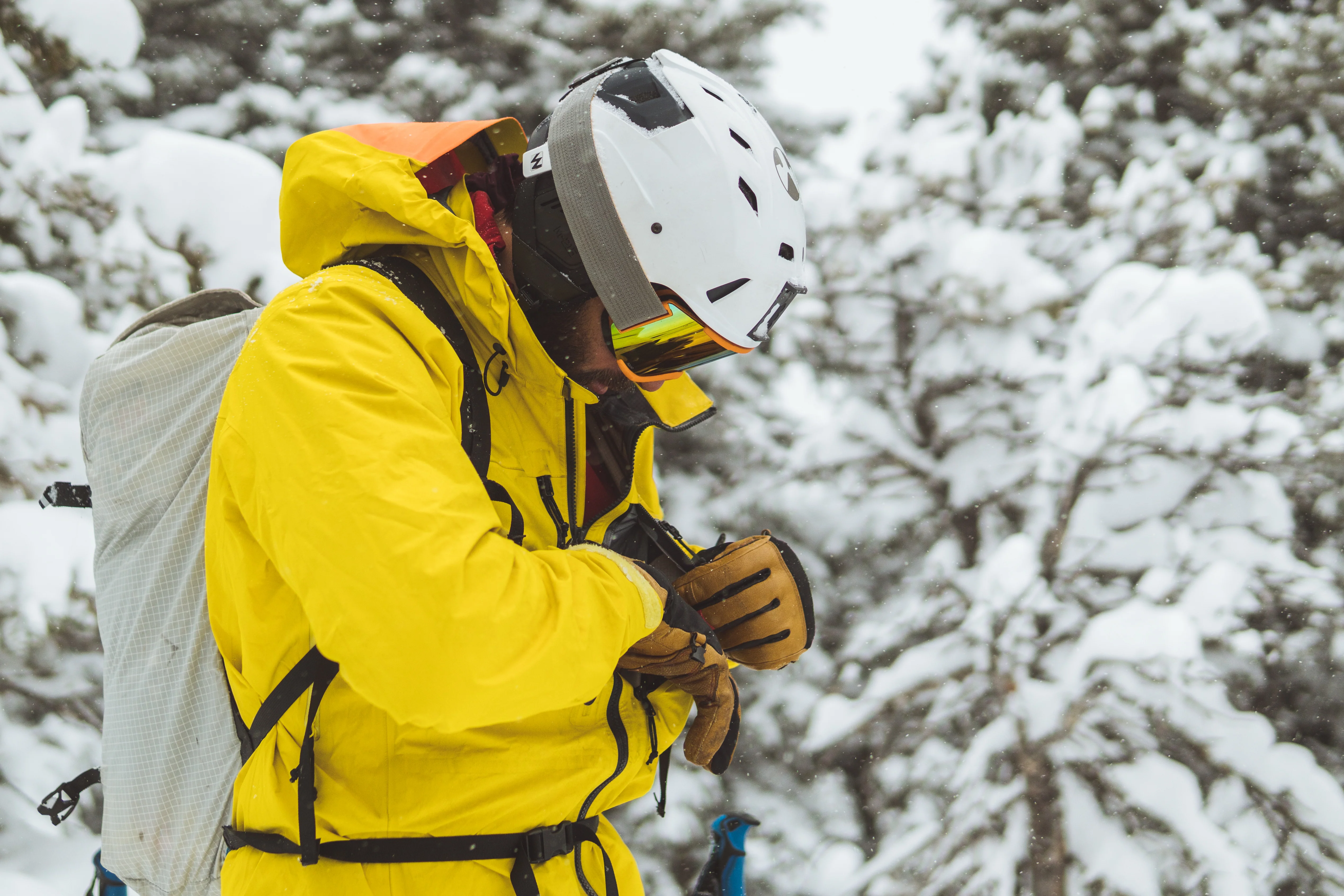 Team Wendy M-216 | w/ Princeton Tec Light & Superior Ventilation | Professional Ski Helmet - Image 44